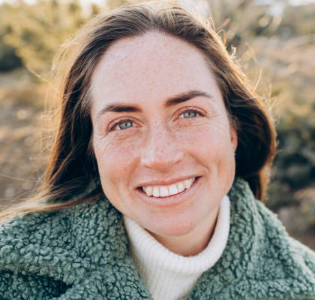 <em>Maria R.</em>